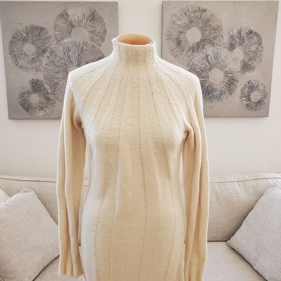 4SI3NNA: Wide Rib Midi Sweater Dress - size Medium in Ivory - Picture 5 of 16